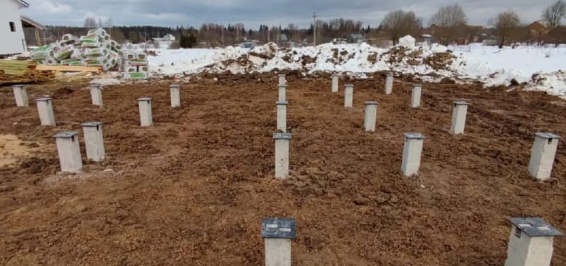 Фундамент на забивных ЖБ сваях